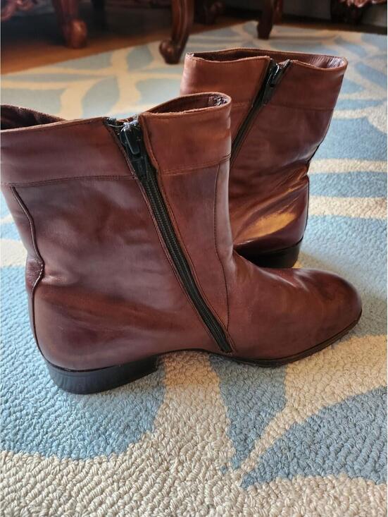 Vintage Bally Men\'s Brown Leather Ankle Boots Zip Closure Round Toe Size 7XW main image 4